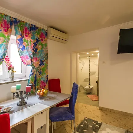 Apartment Pool&garden Rijeka