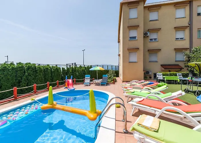 Apartman Pool&garden