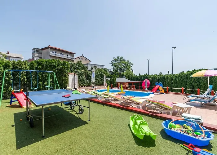 Pool&garden * Fiume